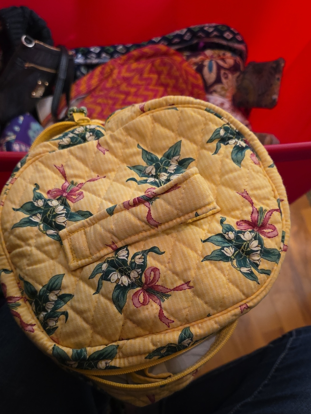 ​Very Rare Vntg Vera Bradley; Citrus Elephant Round Travel Cosmetic Bag Case